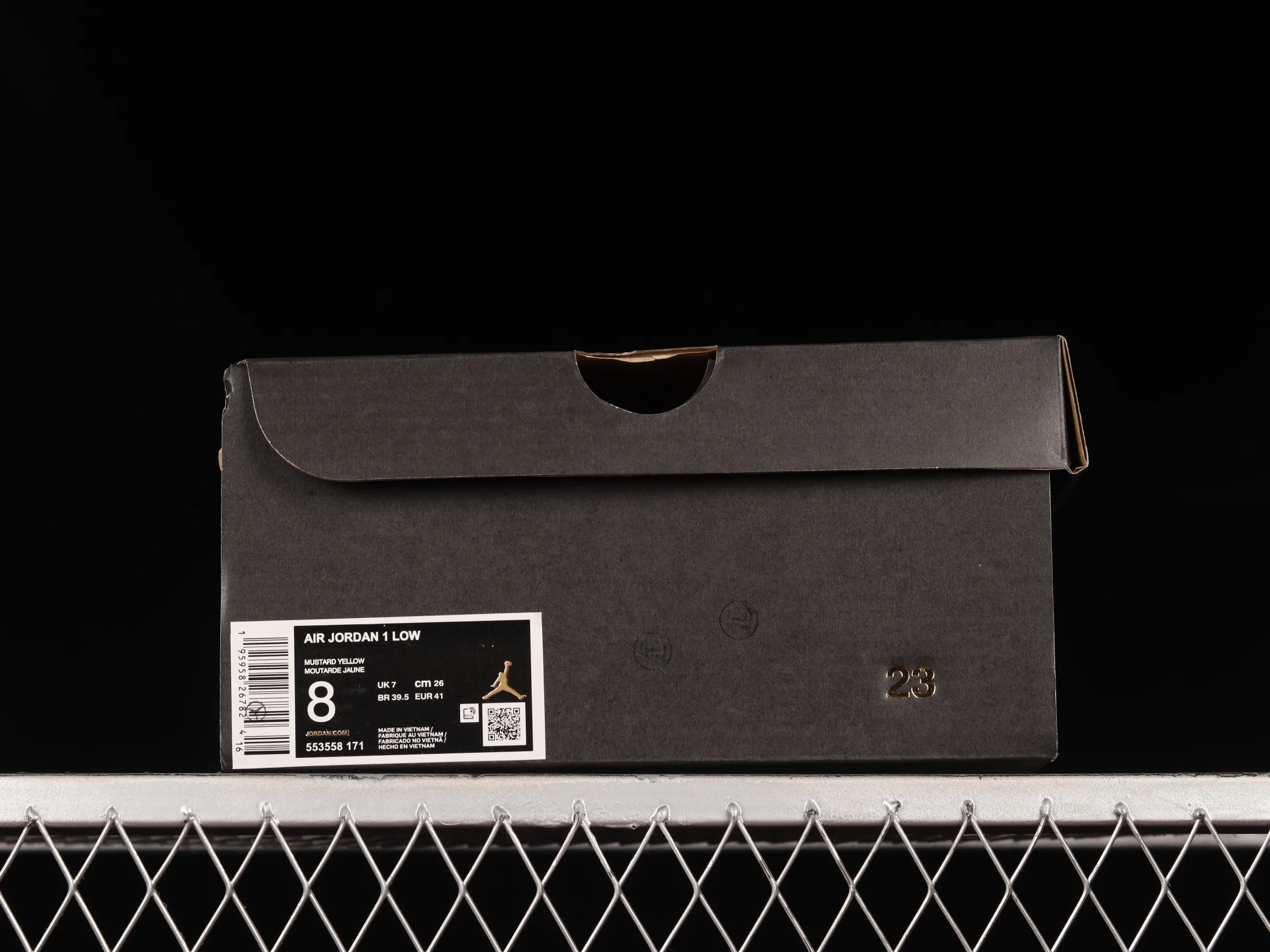 All categories Air Jordan Jordan series basketball shoes Air Jordan 1 Low Z version Air Jordan 1 Low AJ1 Joe 1 white and yellow low-top cultural and leisure sports sneakers 553558-171
